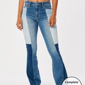Hollister High-Rise Vintage Flare Jeans
652240886